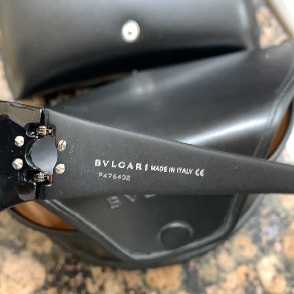 Bvlgari Womens Black Sunglasses with case - Picture 7 of 9